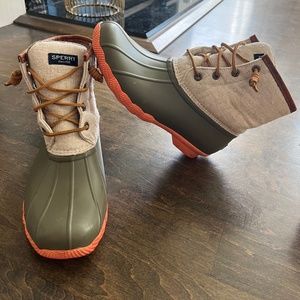 Sperry Rain Boots